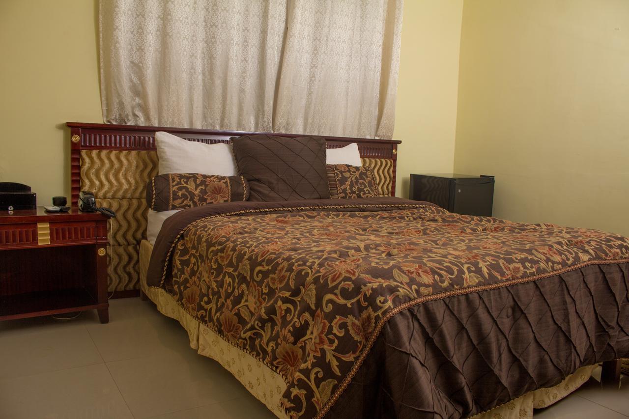 My Choice Hotel Tema Buitenkant foto
